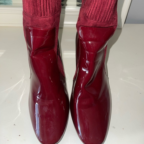 Boots - Picture 6 of 7